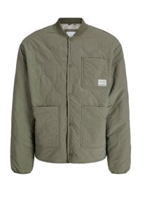 Jack & Jones Velk&eacute; Velikosti - Jack & Jones - Lehk&aacute; pro&scaron;&iacute;van&aacute; bunda Hero - 7XL - Olive