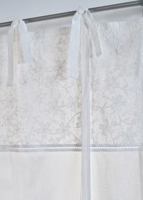 Zavazovac&iacute; z&aacute;clonka s v&yacute;&scaron;ivkou | B&iacute;l&aacute; | Vel. 1 (v/&scaron;: 140/60 cm) | bonprix