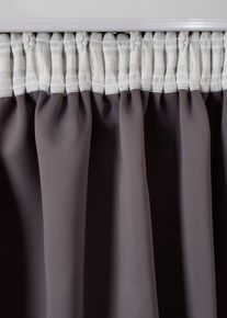 Zastiňuj&iacute;c&iacute; z&aacute;věs s leskem tak&eacute; v extra d&eacute;lce (1 ks v balen&iacute;) | &Scaron;ed&aacute; | Vel. 145x130 cm | bonprix