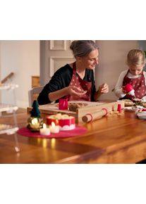 Tchibo - Dřevěn&yacute; v&aacute;leček na těsto - barva: červen&aacute;